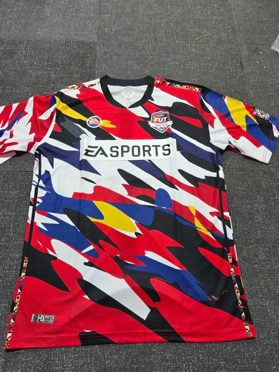 EA SPORTS FUT UNITED 반팔 축구 유니폼