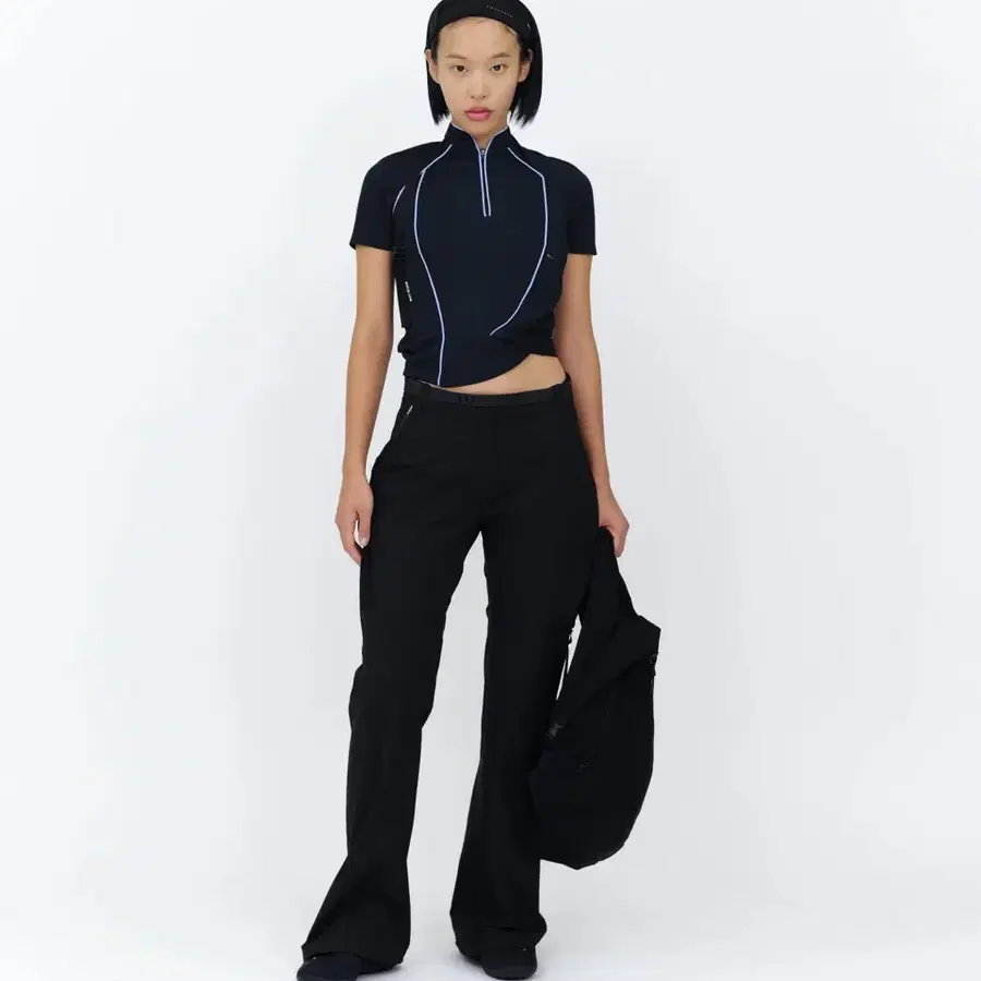 혜인서 twisted track top