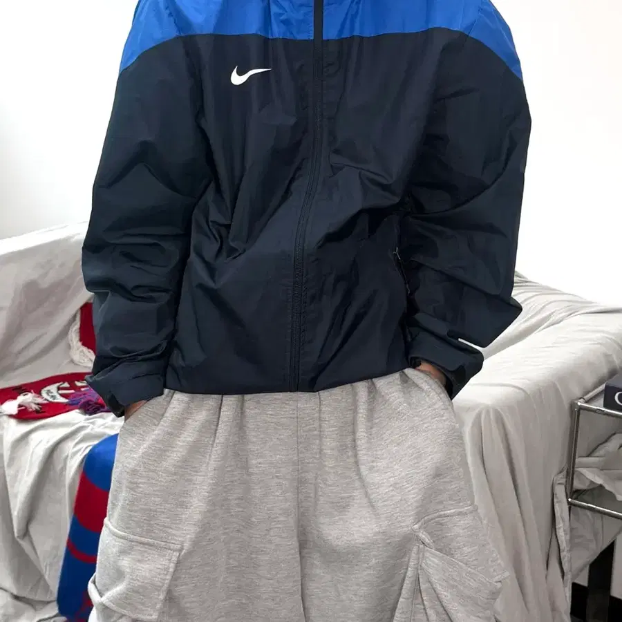 나이키 블루 블랙 스톰핏 바람막이 M