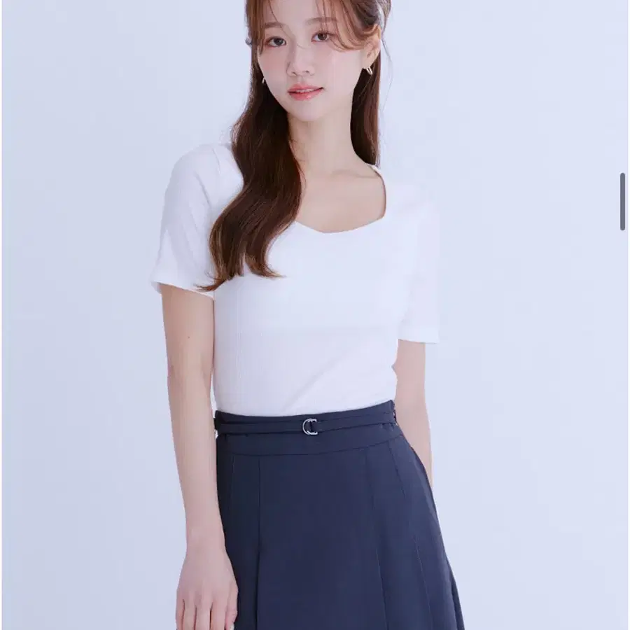 로엠 하트넥 골지 티셔츠