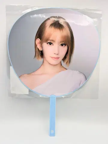 르세라핌 2026 퓨어플로우 인 재팬 사쿠라 이미지 피켓