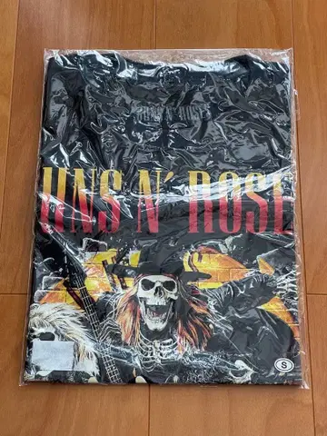 [ 미개봉 새상품 ] Guns N' Roses 일본 공연 2025 S 사이즈