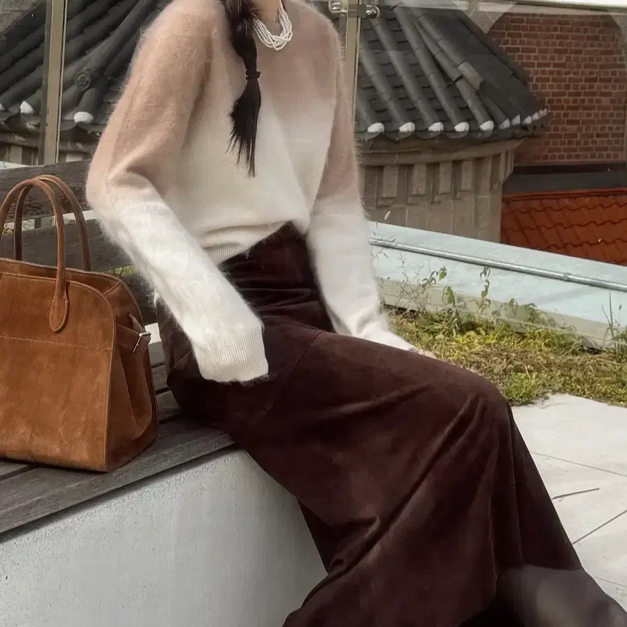 러브민 LVM 카렌 스웨이드 맥시 스커트