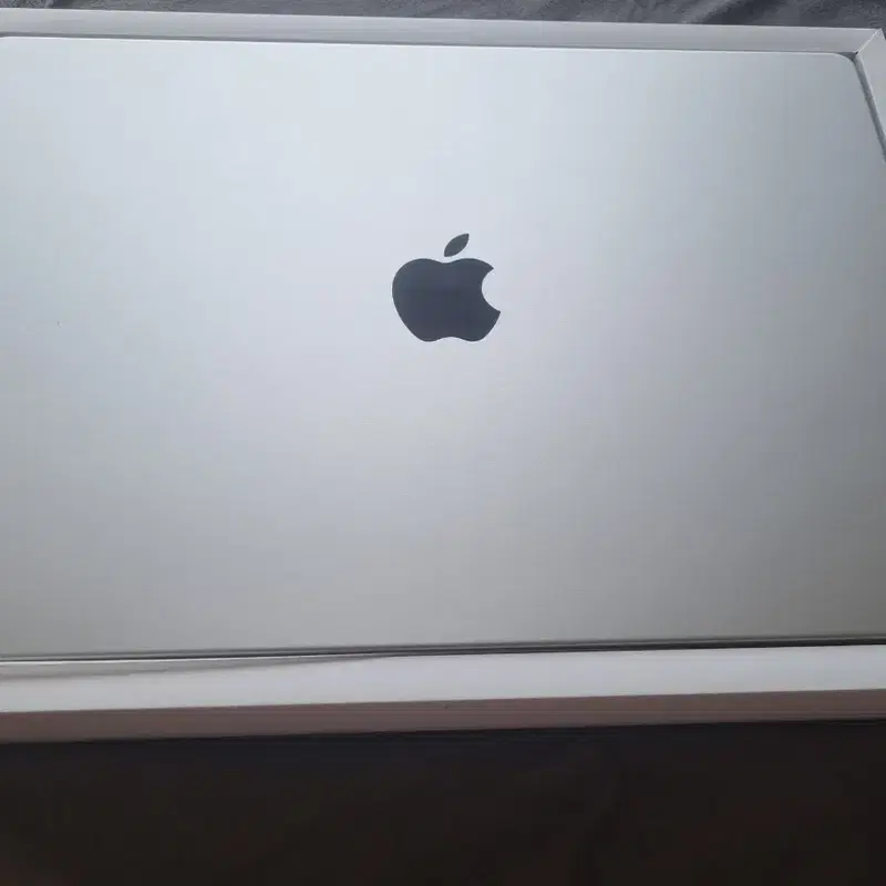 맥북프로 16 M1 MAX 64GB 512GB