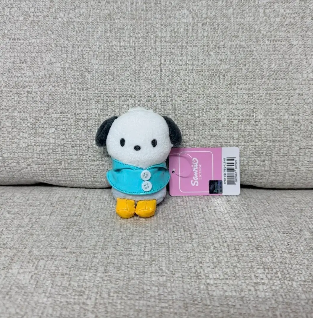 정품 산리오 포차코 우비 키링 인형