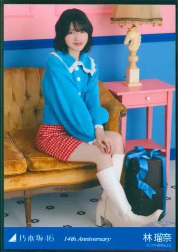 노기자카46 2026년 5월 랜덤 브로마이드 하야시 루나 14th Anniversary (14주년 기념) 앉은 모습