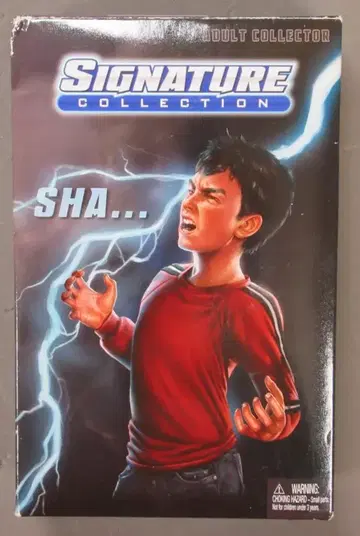 MATTEL SIGNATURE COLLECTION SHAZAM!