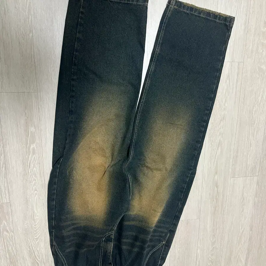 제멋 옐로우 워싱 와이드 팬츠