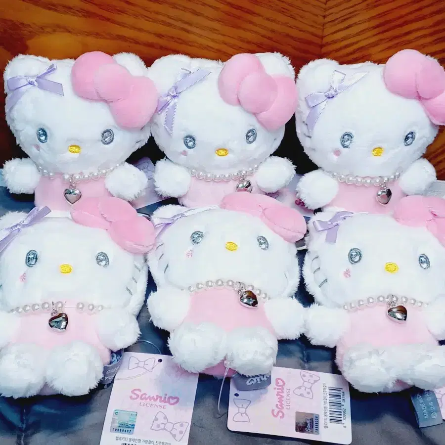 산리오 헬로키티 진주목걸이 키링인형 12센치