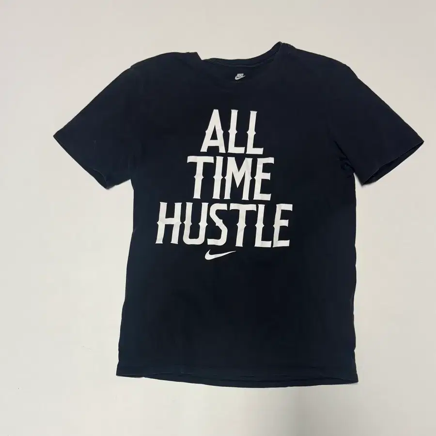 여셩 나이키 ALL TIME HUSTLE 반팔 티셔츠 블랙 M
