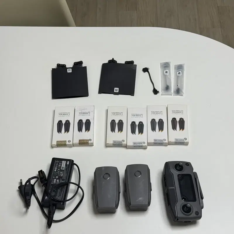 DJI Mavic2 Pro 플라이모어 키트 정품 배터리2/조종기/프로펠러8세트 25만원