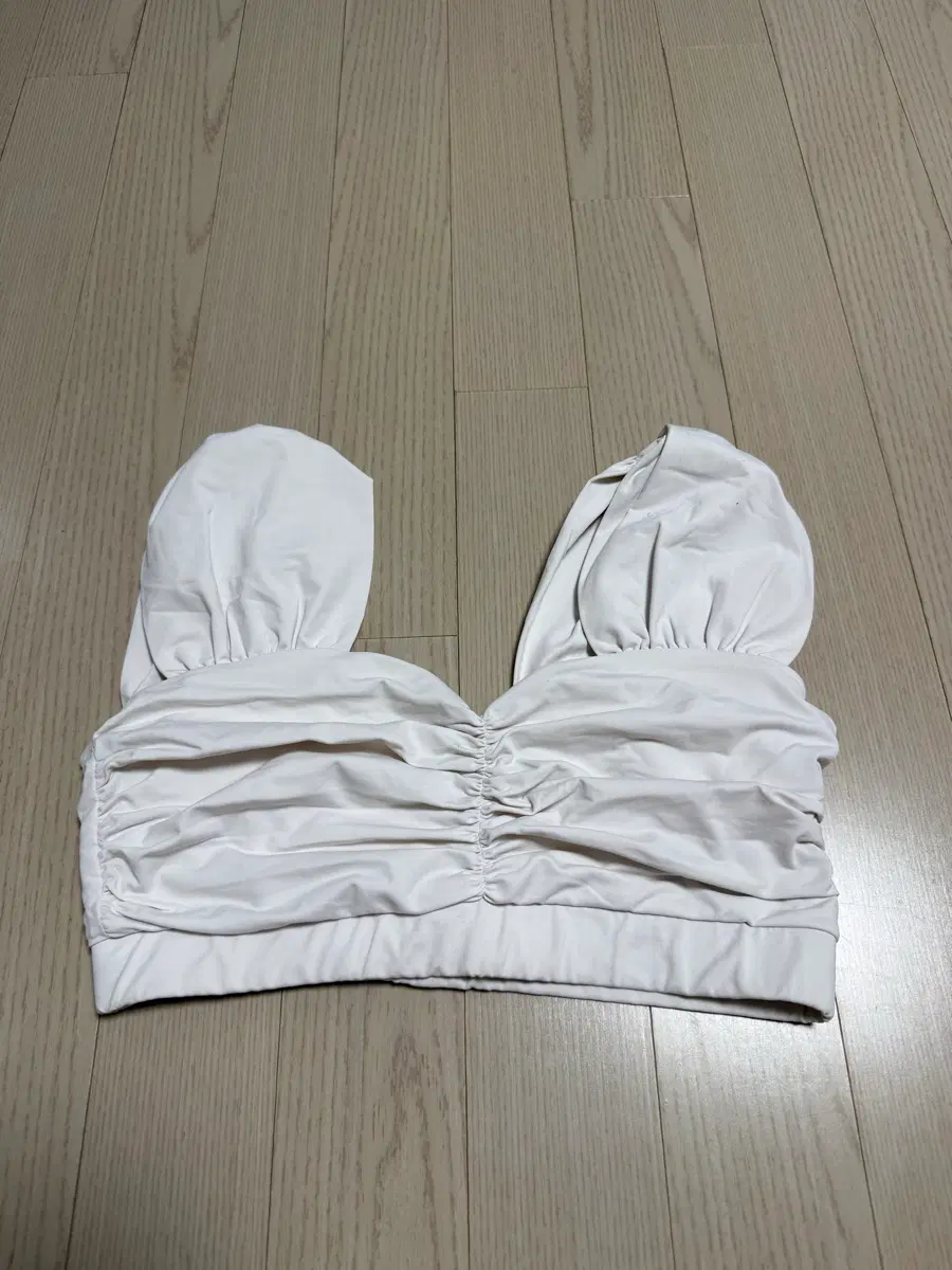 핫한 폴웨어 샤론 셔링 탑 화이트 상의 단품