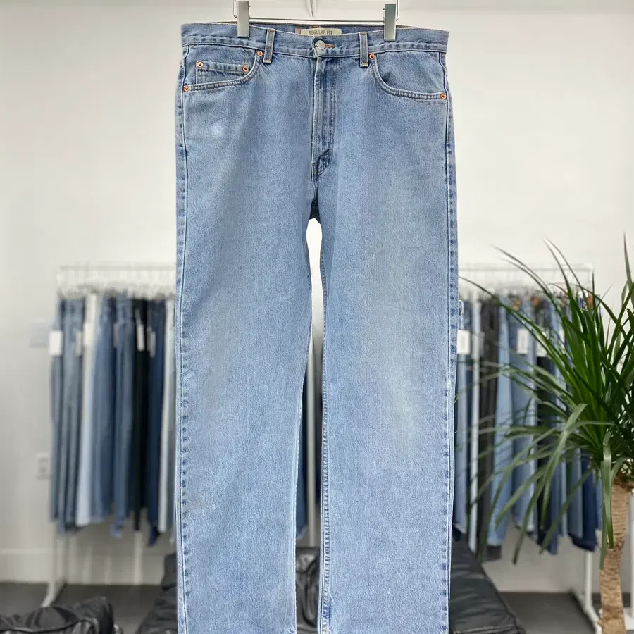 리바이스505 Straight Fit 00s 35사이즈 a6246