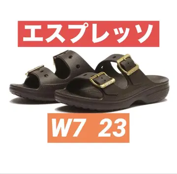 시착만 한 상품 crocs 토요일 메탈릭 버클 샌들 W7 23