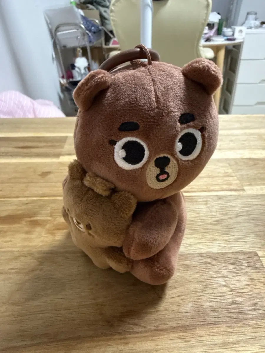 데이식스 나안아 데멀 방