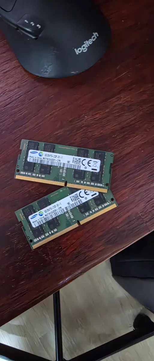 삼성 램 DDR4 PC4-2133P 8GB 2개