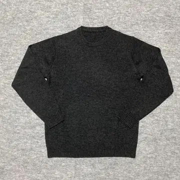 매우 좋은 무인양품 MUJI 크루넥 울 스웨터 다크 차콜 그레이