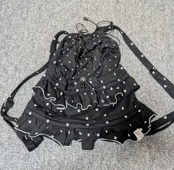 도트 무늬 프릴 럭색 블랙 tie.me