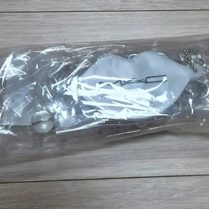 맥 (MAC) 립 모양 거울 키체인(키링)