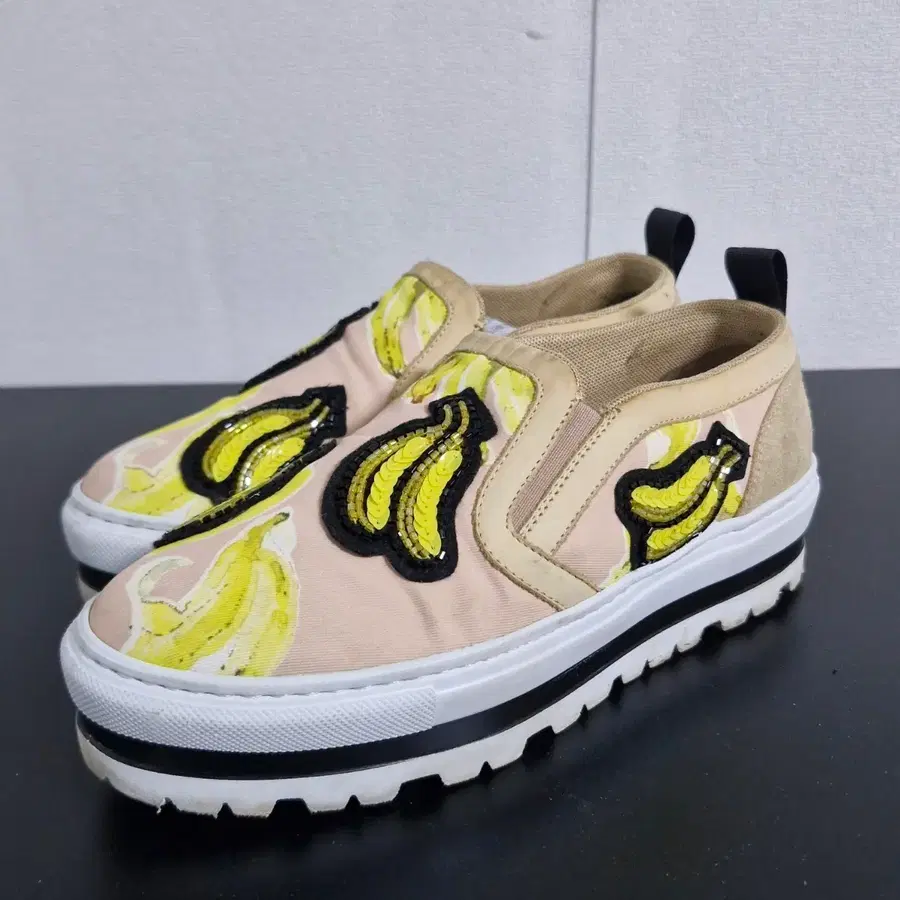 MSGM 플랫폼 슬립온(240)