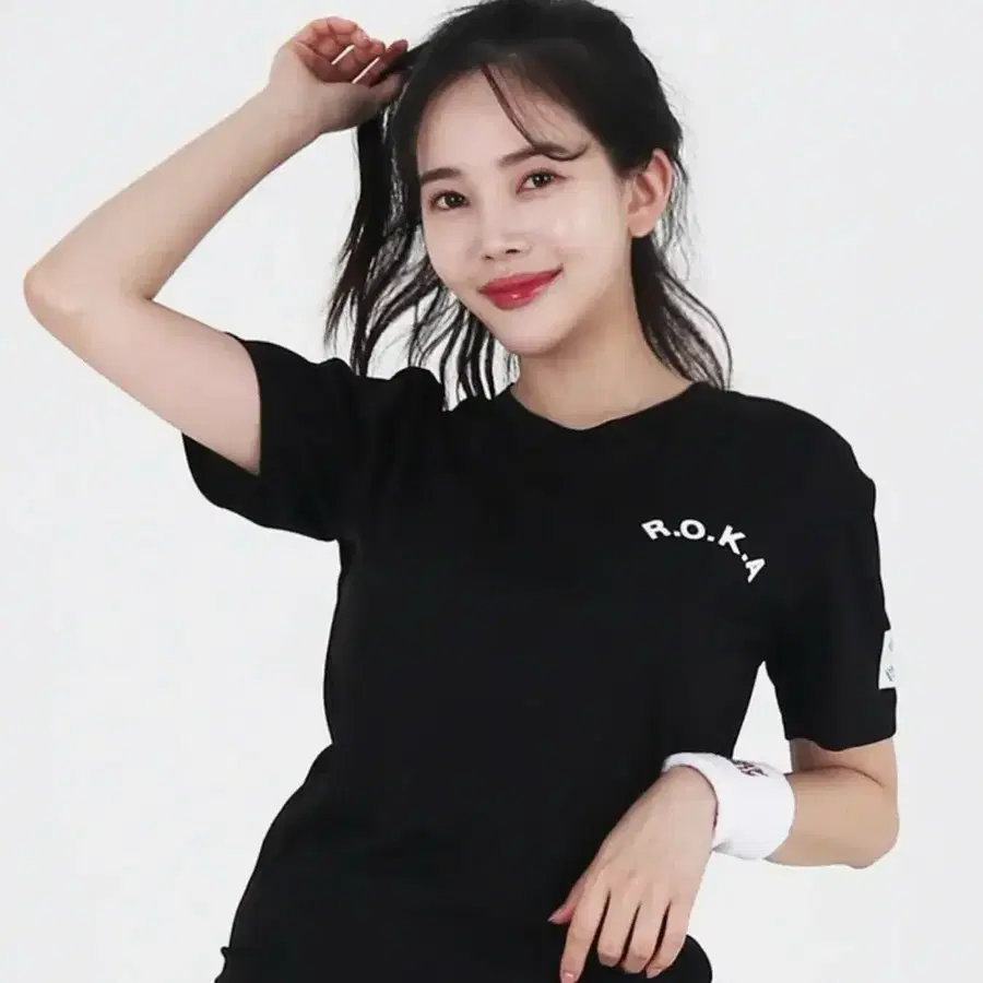 ROKA 반팔 티셔츠 블랙