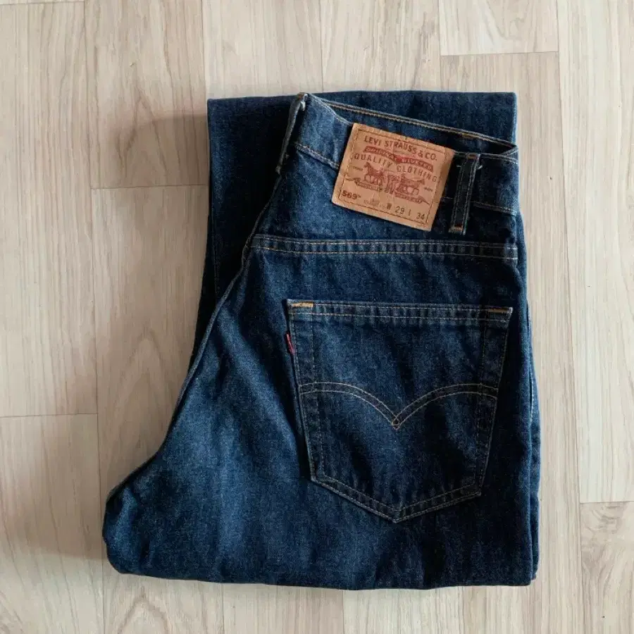 90s Levi's 569 30 (Made in USA)