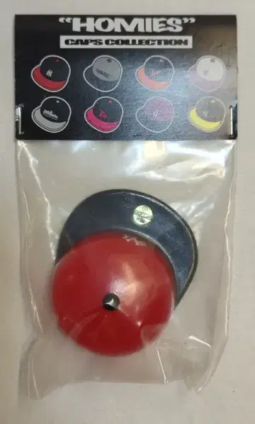 ART TOYS HOMIES CAPS COLLECTION NY 양키스 (빨검)