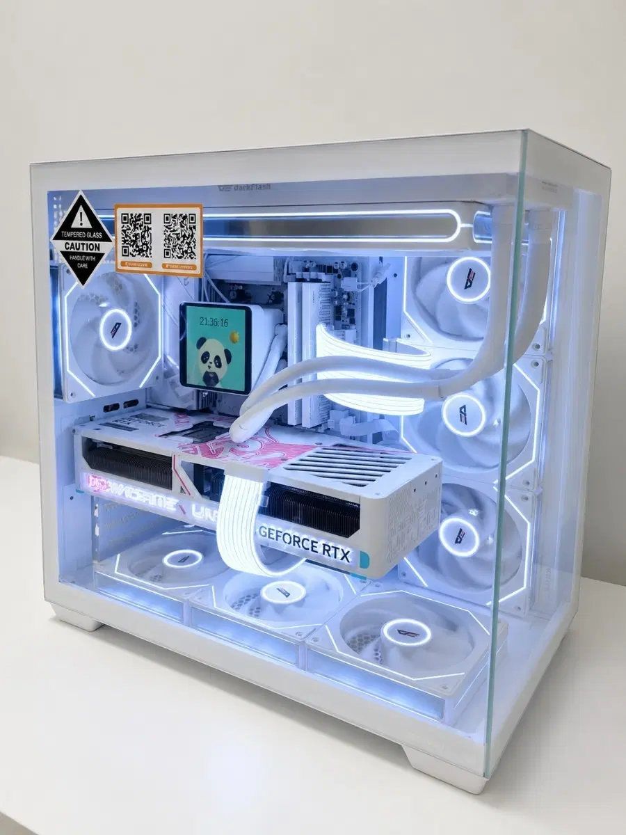 라이젠7 9800X3D RTX5080 화이트 신품본체 판매합니다
