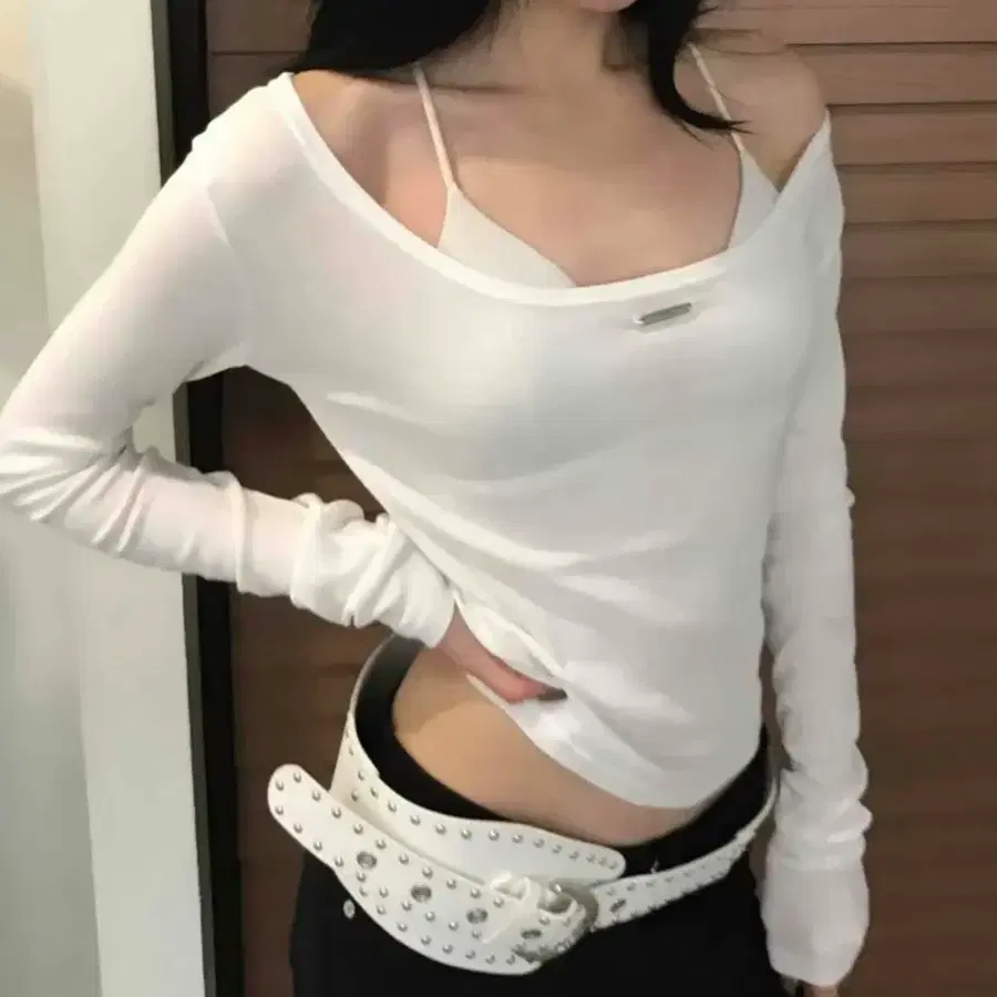 베이직 딥유넥 슬림 티