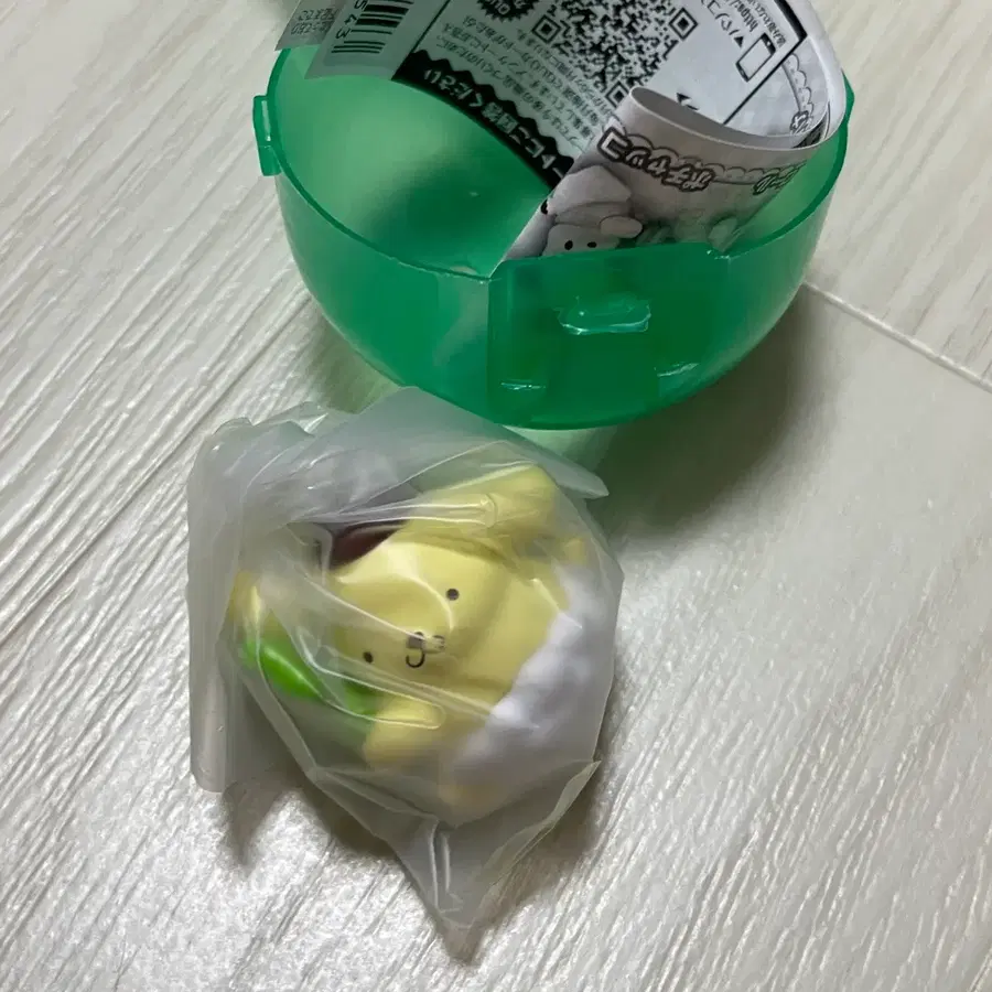 산리오 폼폼푸린 폼푸 네잎클로버 키링 가챠