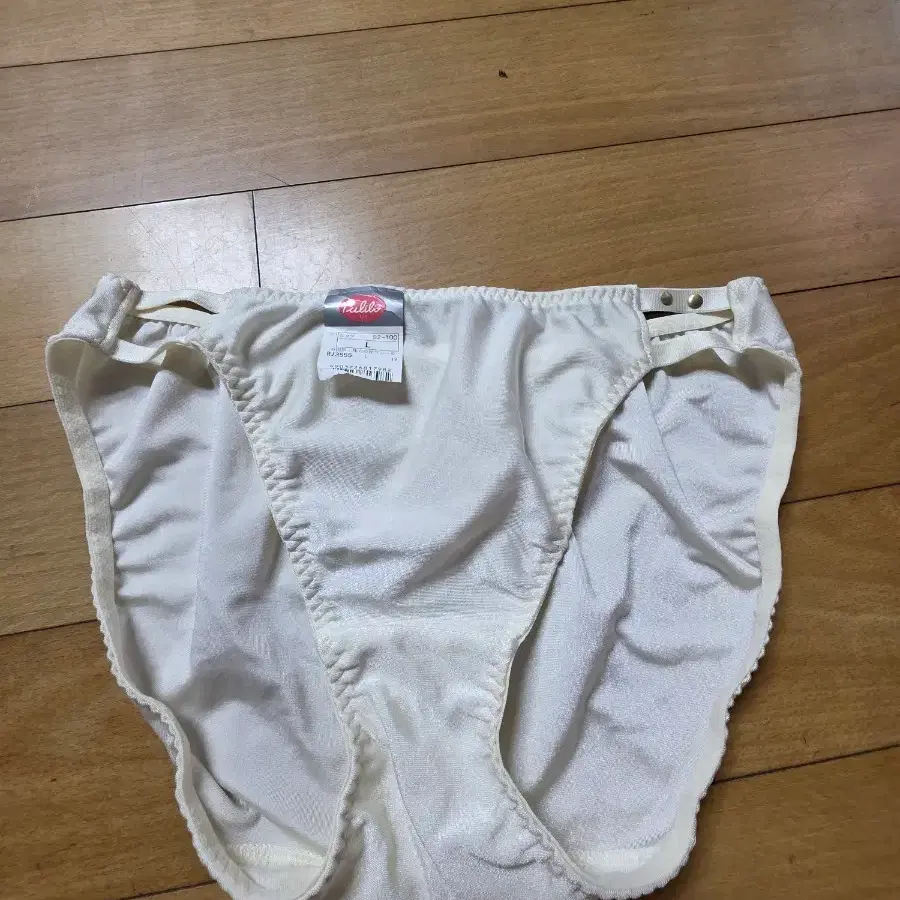 휠라 여성 속옷 팬티 아이보리 L