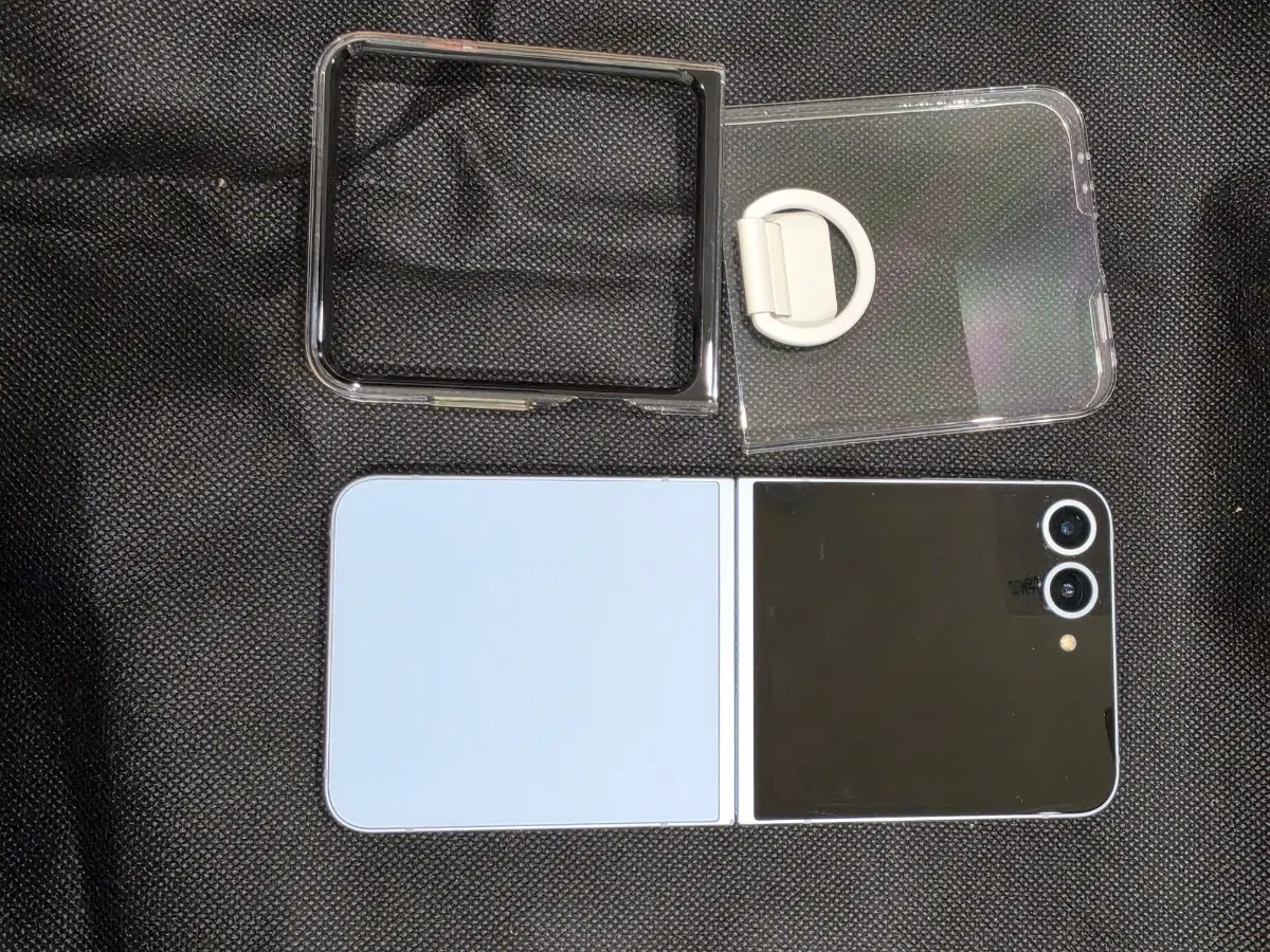삼성 Z플립6 지플립6 256GB zflip6 급처 삼성정품 케이스 포함