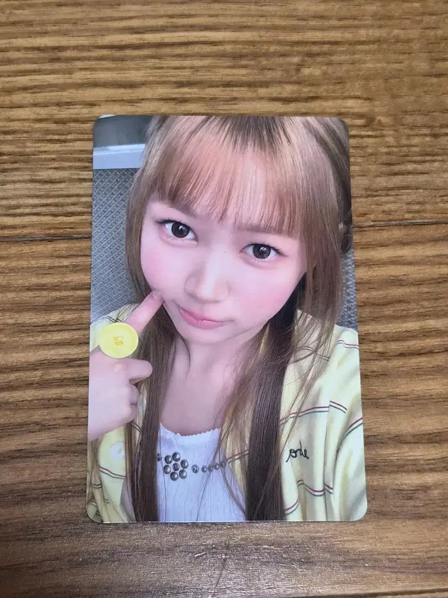 하츠투하츠 예온 일본 아이코닉 하트 유니버셜 뮤직 럭키드로우 2차 포카 특전 포토카드 양도