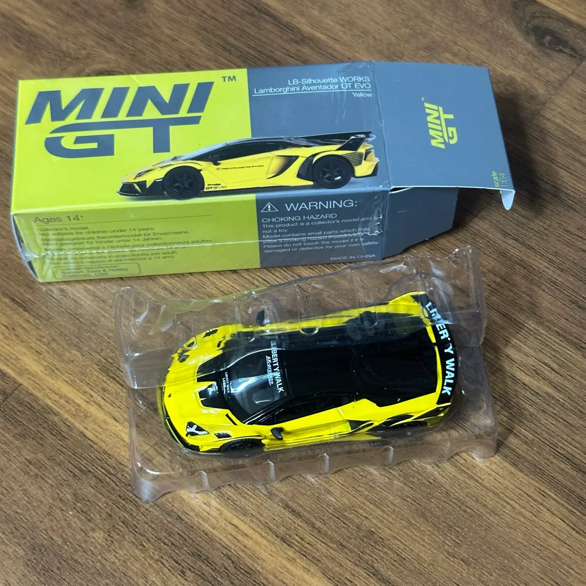 미니지티 람보르기니 아벤타도르 GT EVO 옐로우