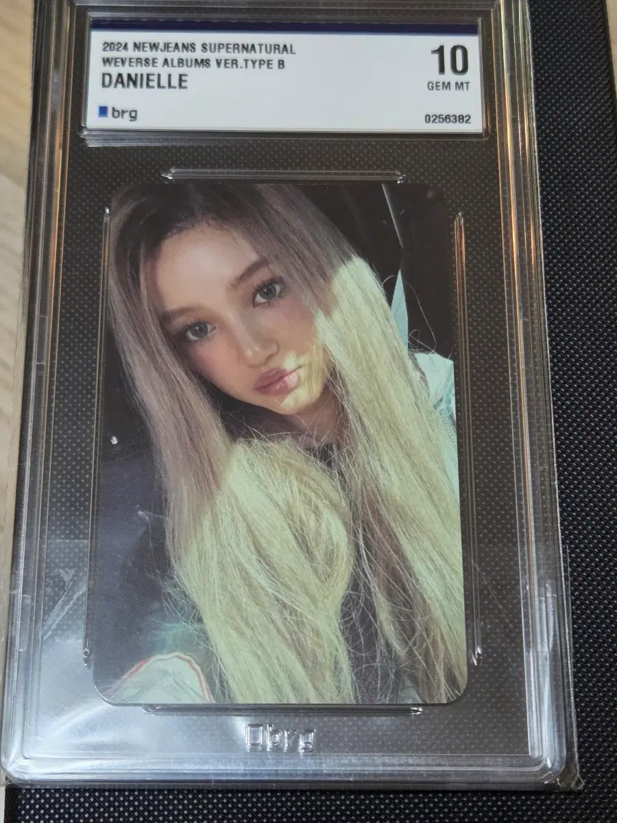 뉴진스 슈퍼내추럴 포토카드 다니엘 Ver.B