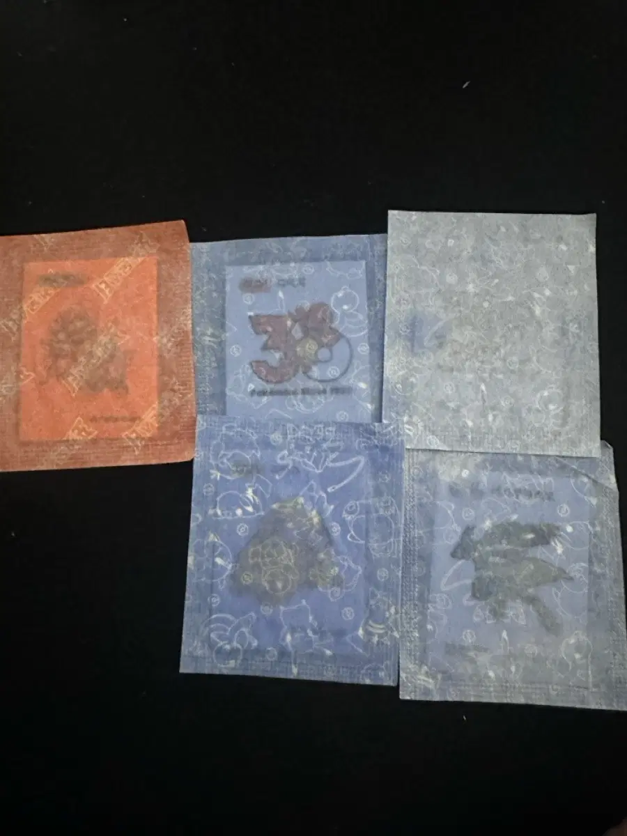 포켓몬 카드 띠부띠부씰(메가루카리오,갸라도스,피카츄,30주년 파이리,푸린)5장 일괄 미개봉