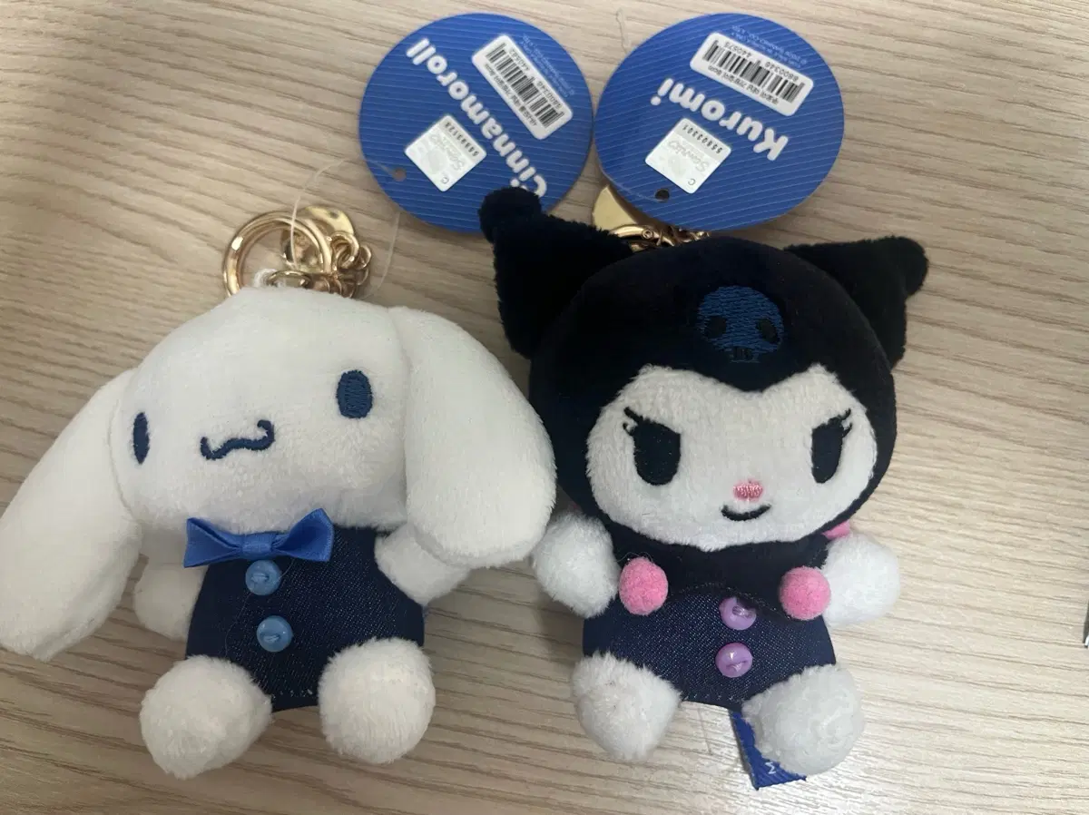 산리오 시나모롤 쿠로미 키링