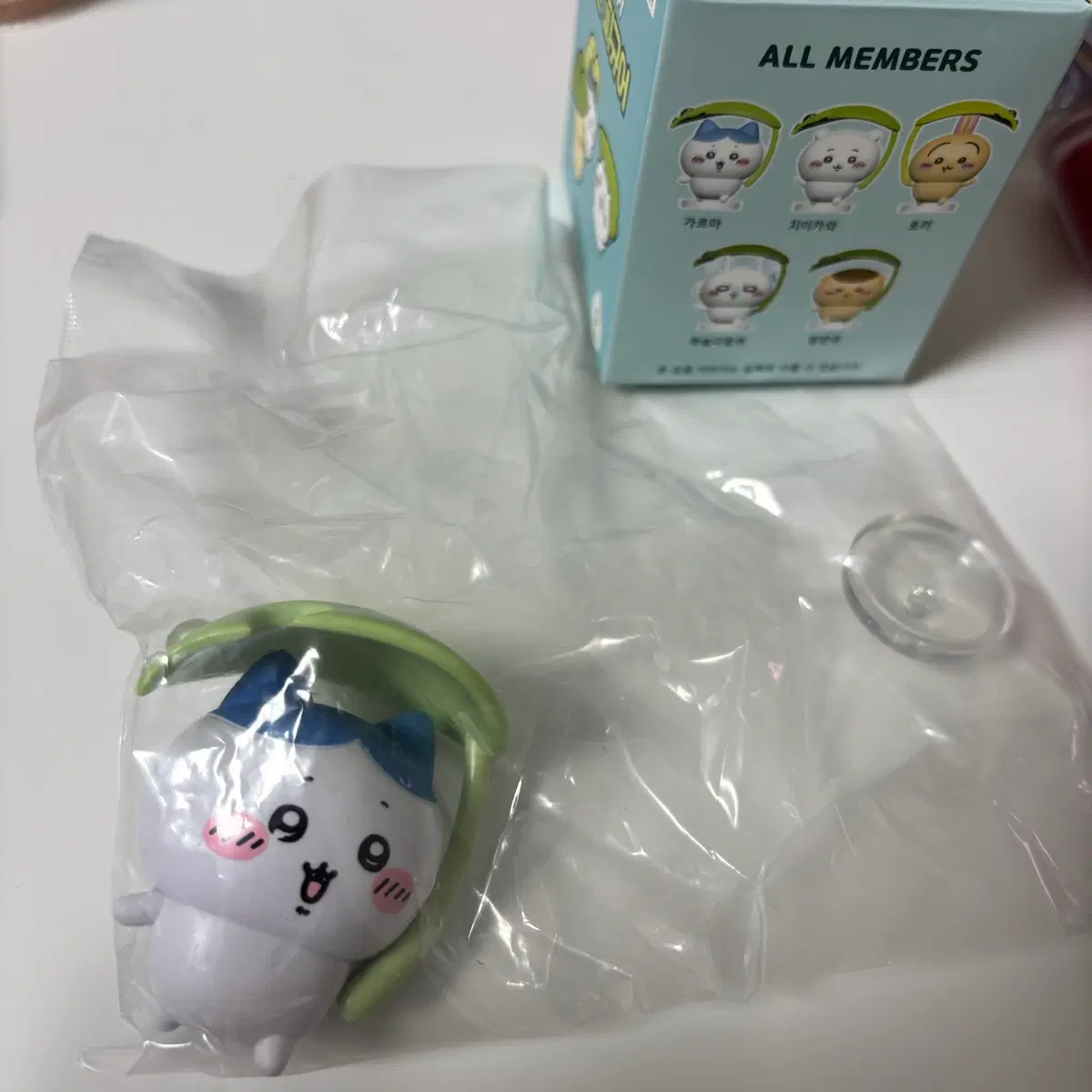 먼작귀 우산 피규어 (하치와레, 눈 하자)