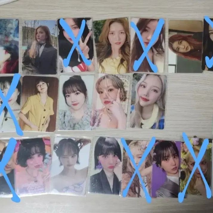 여자친구 비비지 포카