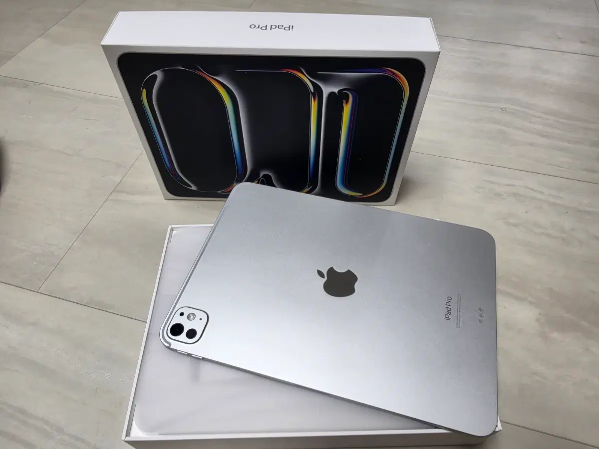 아이패드 프로 m4 11인치스탠다드 글라스 실버 2tb wifi (애케플) + 애플펜슬 프로