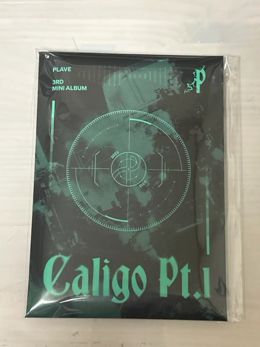 플레이브 Caligo Pt.1 대쉬 포카앨범