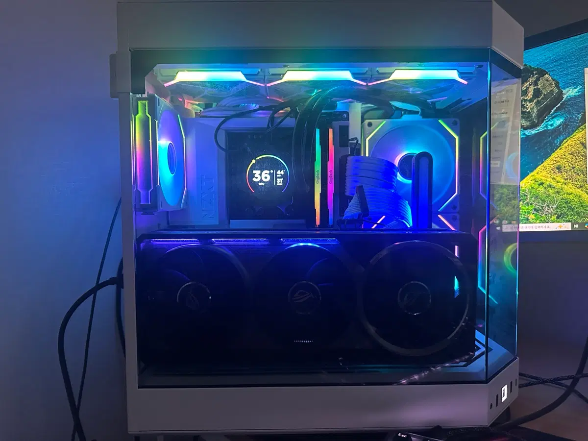 9950x3d / 5080 아스트랄 /32g / 2T / 1000w 네고x