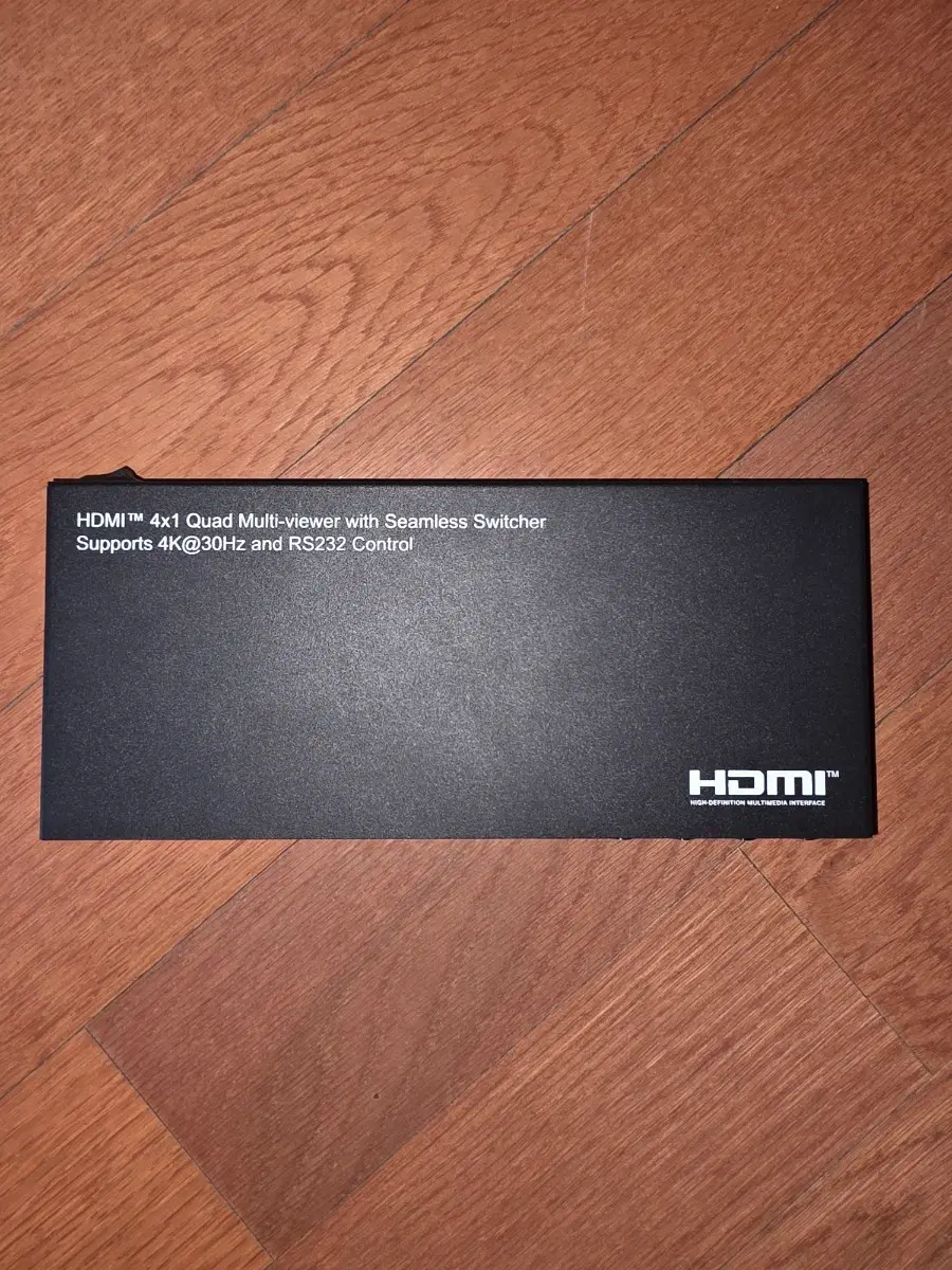 HDMI 4in1out 퀴드 멀티뷰어 및 심리스 스위치 , 전용어댑터
