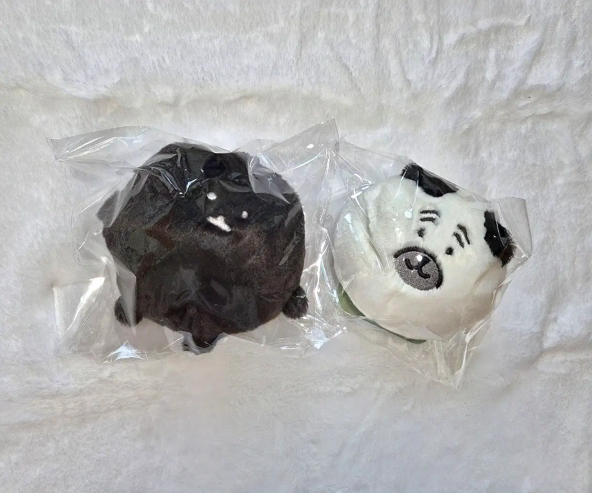 나가노마켓 농담곰 쿠지 E상 퍼그, 블랙 모구라고로케