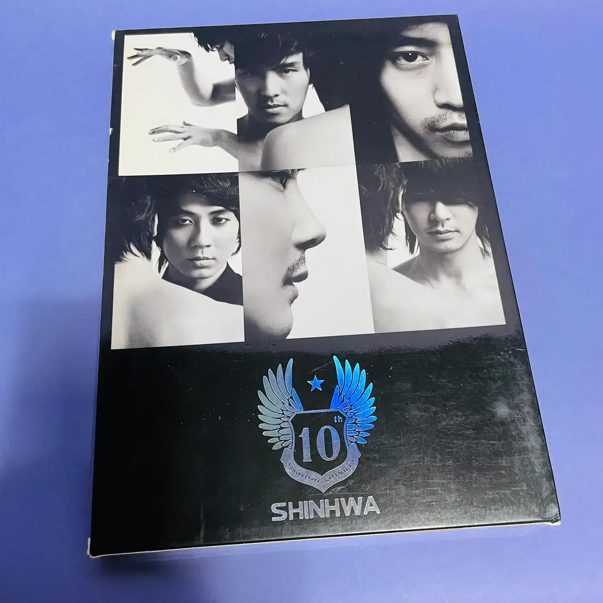 [중고음반/CD] 신화 Shinhwa 9집 (10주년 기념 한정반) RUN