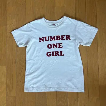 rosie NUMBER ONE GIRL 로고T셔츠