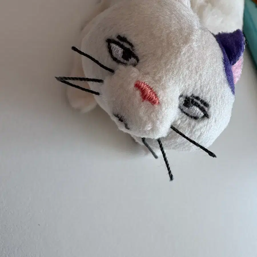 지브리파크 귀를 기울이면 문 고양이 키링