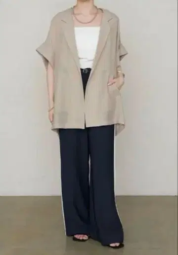 SHENERY 프렌치 슬리브 테일러드 자켓