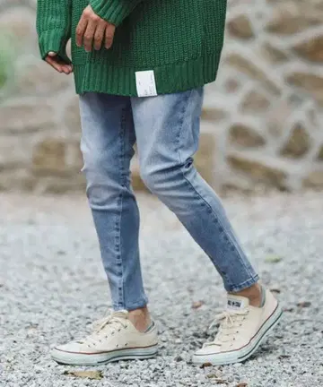 라이트 블루 스키니 데님 팬츠