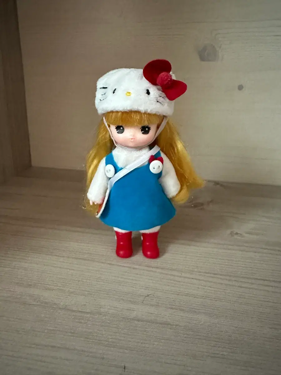 산리오 헬로키티 인형